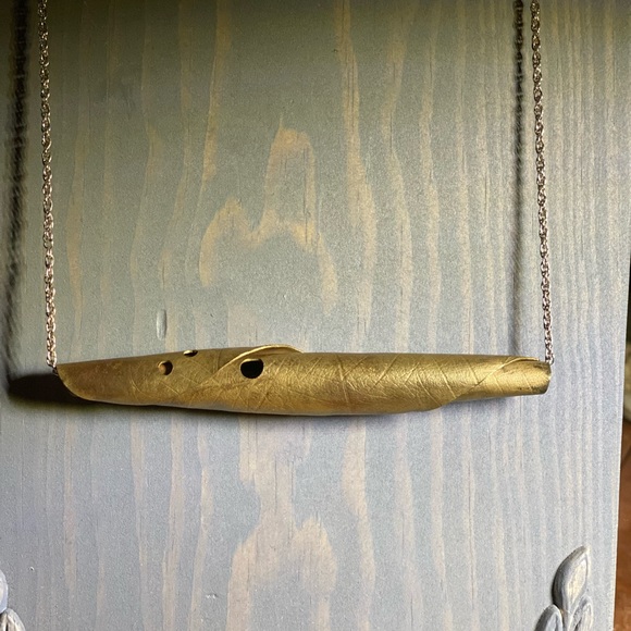 Rolled copper handmade slide on gold tone chain. Fun unique piece! - Picture 3 of 5